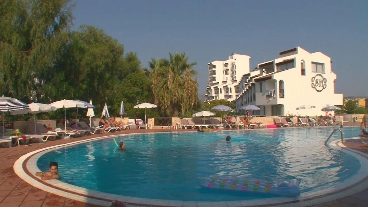 Sentinus Beach Hotel Kusadasi