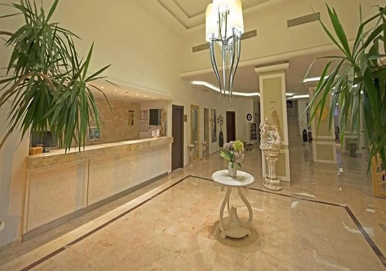 Sentinus Beach Hotel Kusadasi 4*,