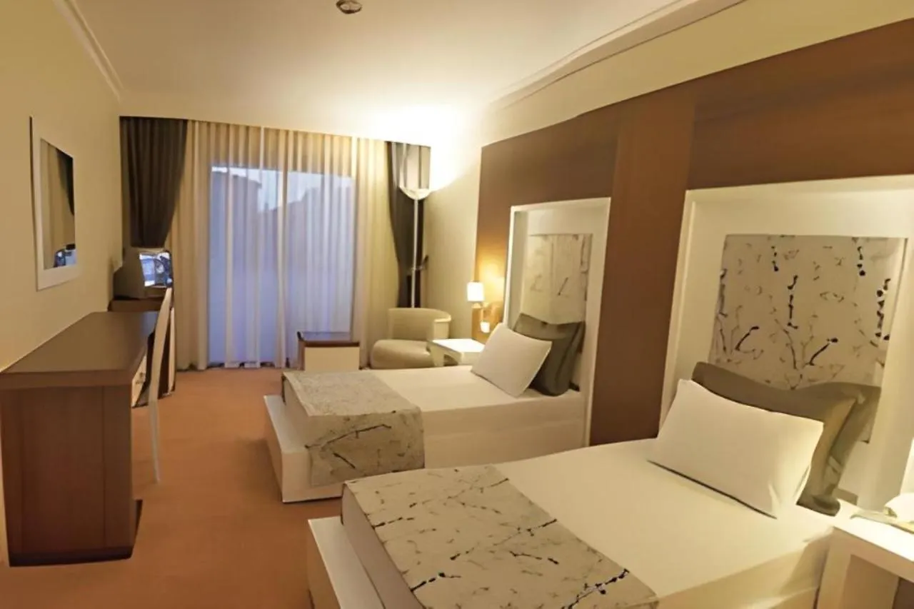 Sentinus Beach Hotel Kusadasi